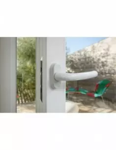 Bequille fenêtre laqué blanc 2