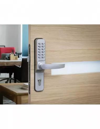 Serrure avec béquille double pour serrure à encastrer entr'axe 70 Serrure avec béquille double pour serrure à encastrer entr'axe 70