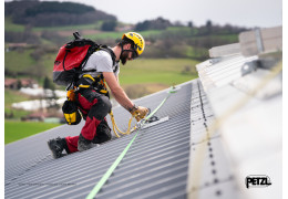 NOS SOLUTIONS DE CONSIGNATION POUR LES OPÉRATIONS DE MAINTENANCE DANS LE PHOTOVOLTAÏQUE NOS SOLUTIONS DE CONSIGNATION POUR LES OPÉRATIONS DE MAINTENANCE DANS LE PHOTOVOLTAÏQUE